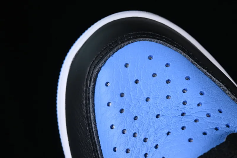 All categories Air Jordan Jordan series basketball shoes Air Jordan 1 High LJR version Air Jordan 1 High OG "UNC Toe" AJ1 Joe 1 black and blue toe DZ5485-400